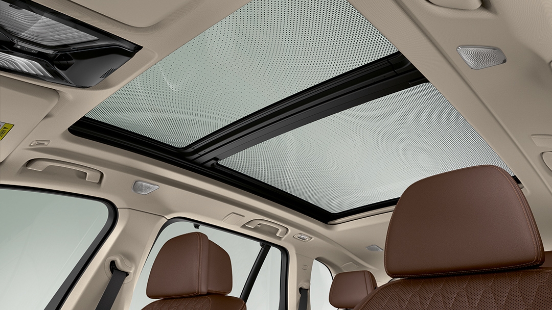 Панорамалы Sky Lounge әйнек төбесі 