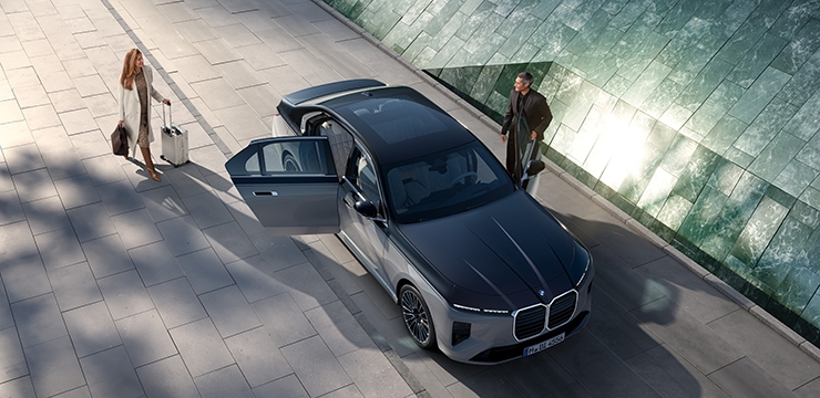 BMW 7 серия, Мінсіз қарсы алу.